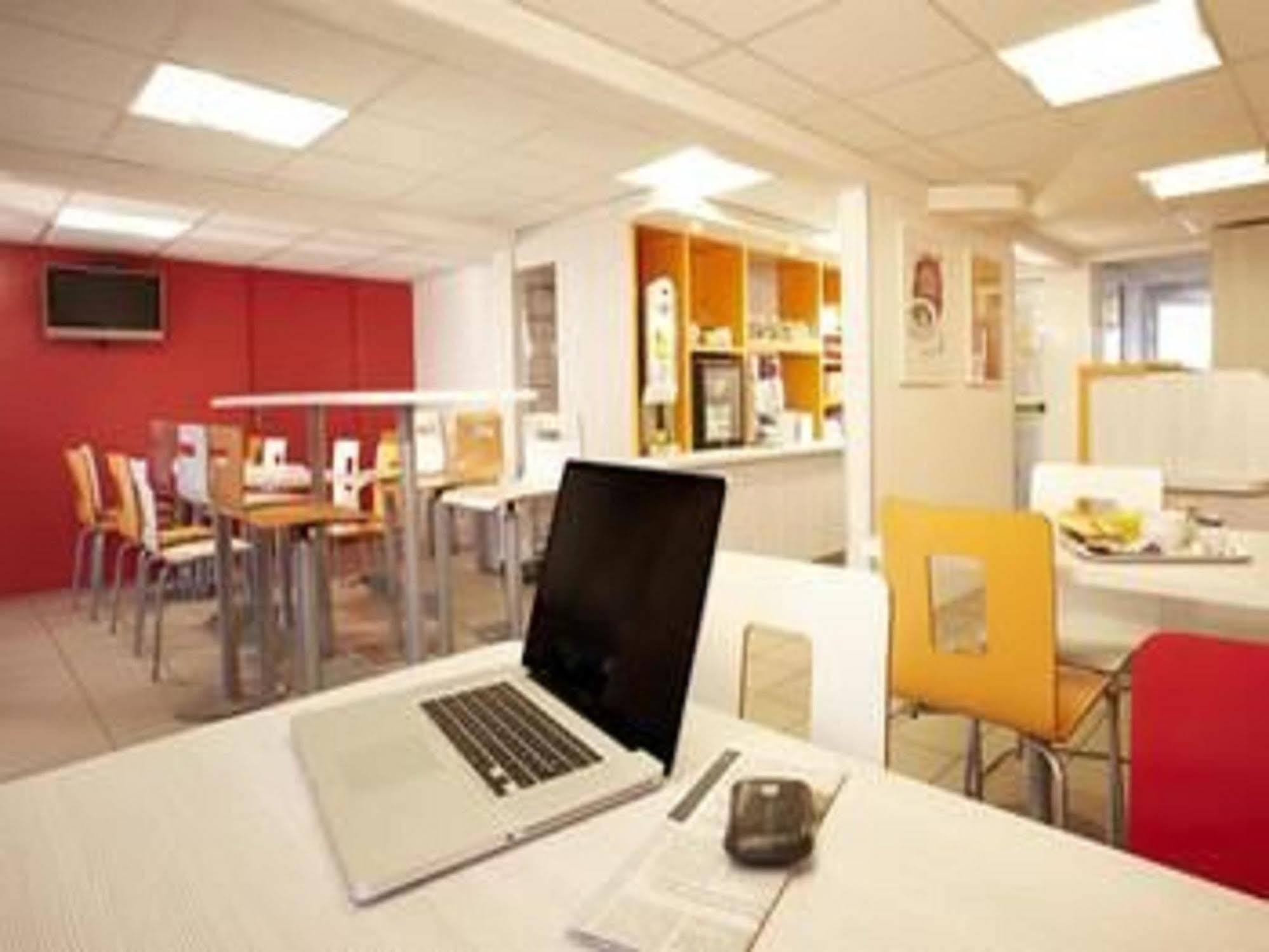 Premiere Classe Lyon Est - Bron Eurexpo Décines-Charpieu Kültér fotó